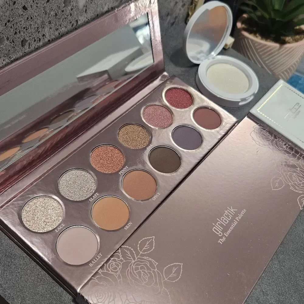 GIRLACTIK & F.A.R.A.H Zahra Highlighter Essential Eyeshadow Palette NEW MSRP $76